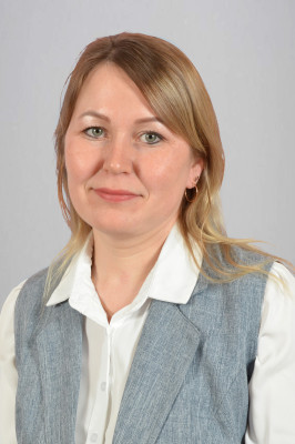 Заместитель заведующего по АХР Стрелкова Екатерина Георгиевна Заместитель заведующего по АХР Стрелкова Екатерина Георгиевна